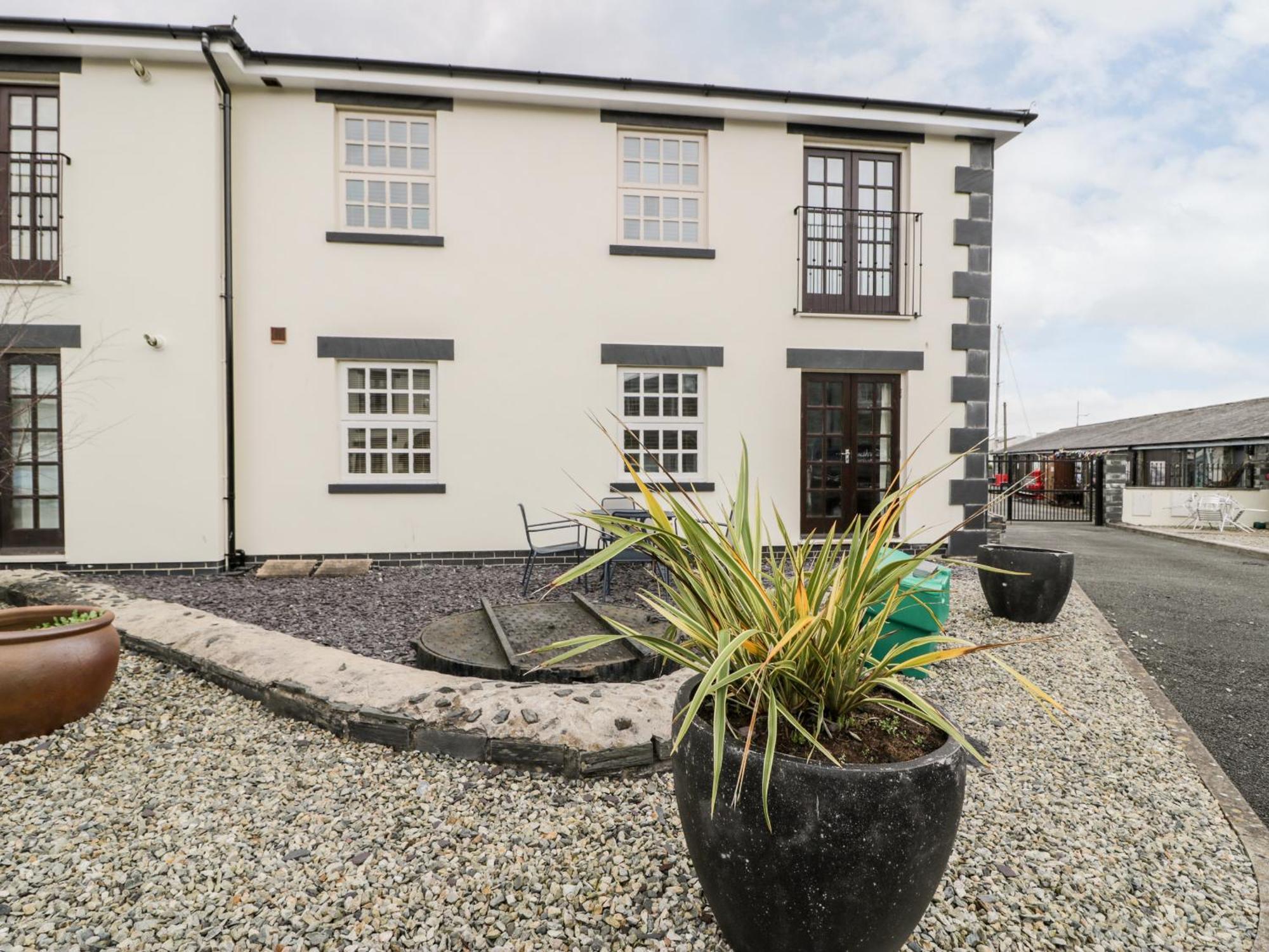 Whistle Stop Apartment Porthmadog Eksteriør billede